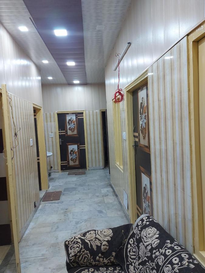 Mj Chawla Homestay Double Bed Attached Bathroom Room 암리차르 외부 사진